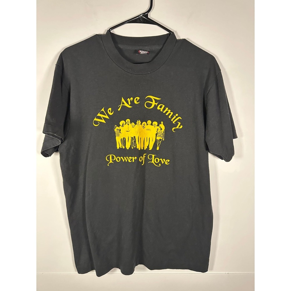 Screen Stars BestShirt Mens L We Are Family Power of Love Black Vintage
